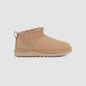 UGG Ultra Mini - Sand - size 9